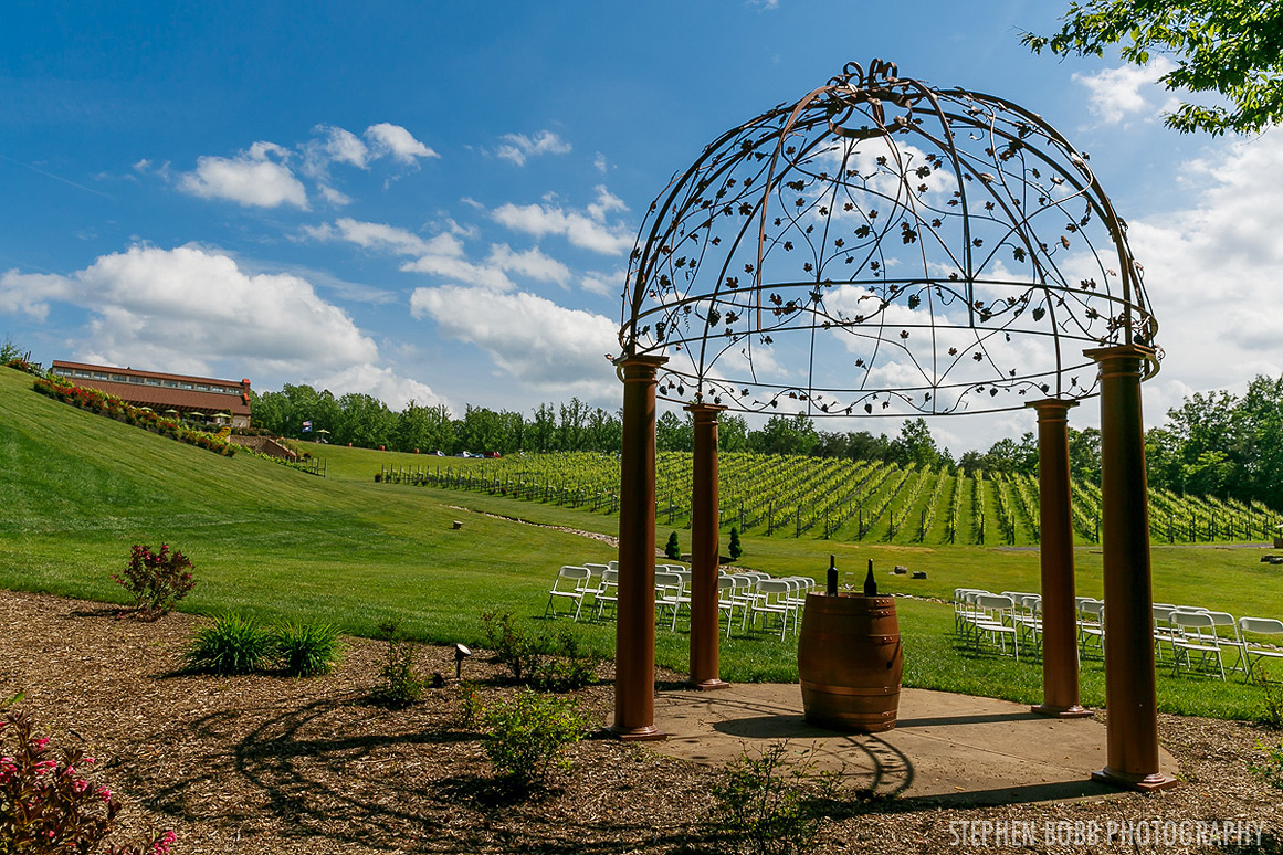 Potomac Point Winery Wedding photos - ceremony site