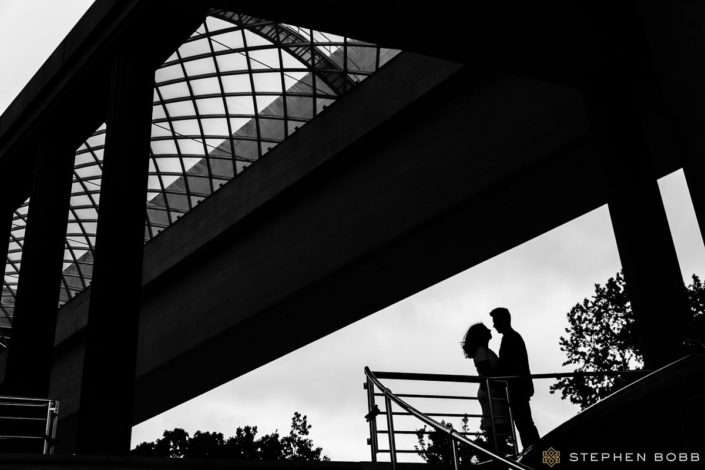 Bride and groom silhouette in Washington, DC